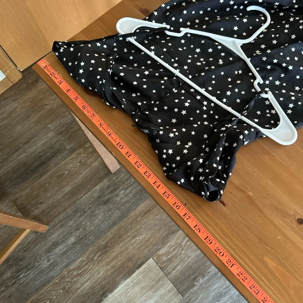 NWT Nasty Gal Novelty Star Black & White Jumpsuit Size 6 - Picture 9 of 14